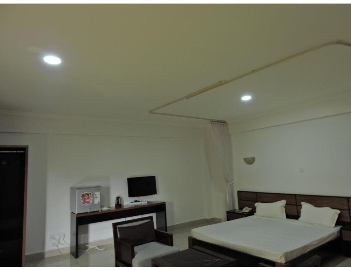 Sky Hotel Nairobi Bagian luar foto