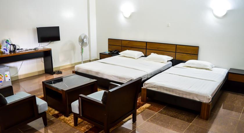 Sky Hotel Nairobi Bagian luar foto
