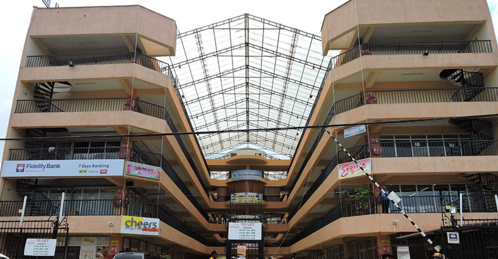 Sky Hotel Nairobi Bagian luar foto