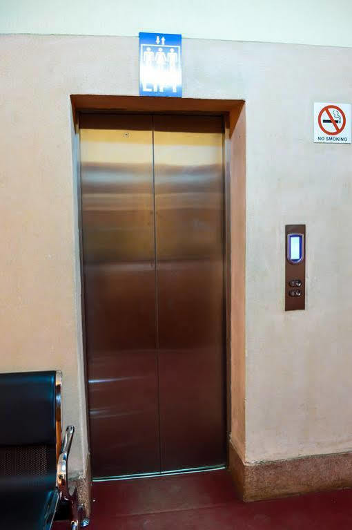 Sky Hotel Nairobi Bagian luar foto